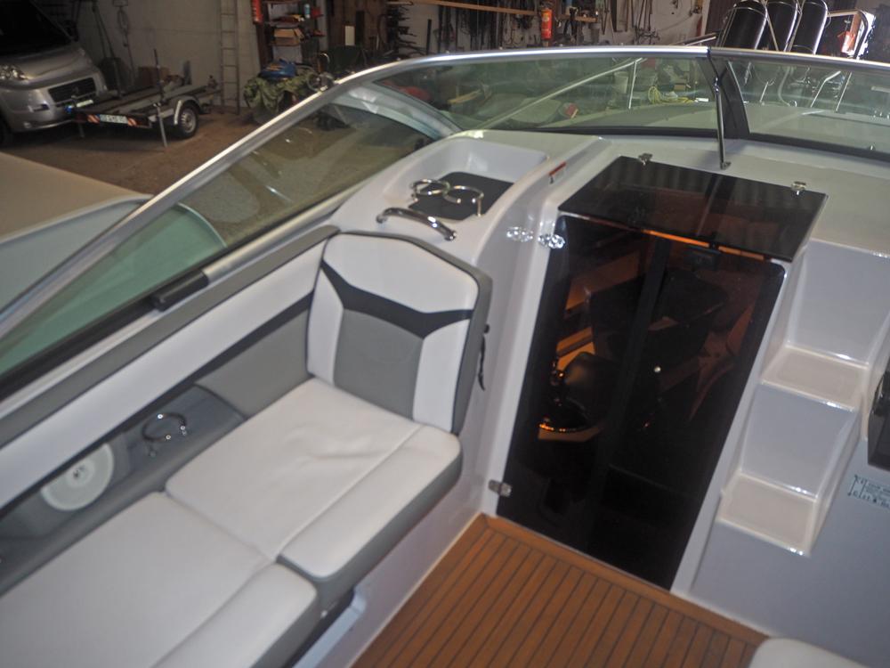 Stuurhuis, Accommodatie